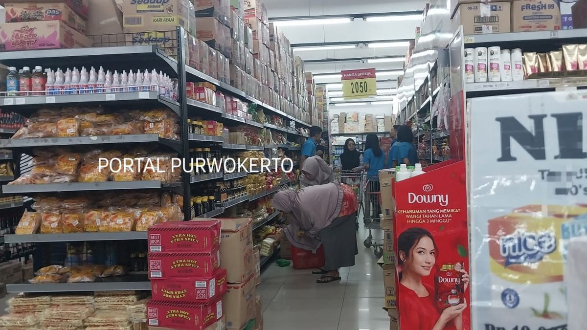 Toko Hari: Jembatan Bahagia di Tengah Kerukuwik